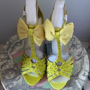 Beautiful Heels Sz 8